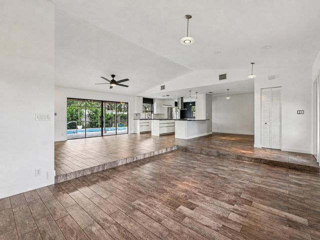 17679 Woodview Terrace, Boca Raton, FL 33487
