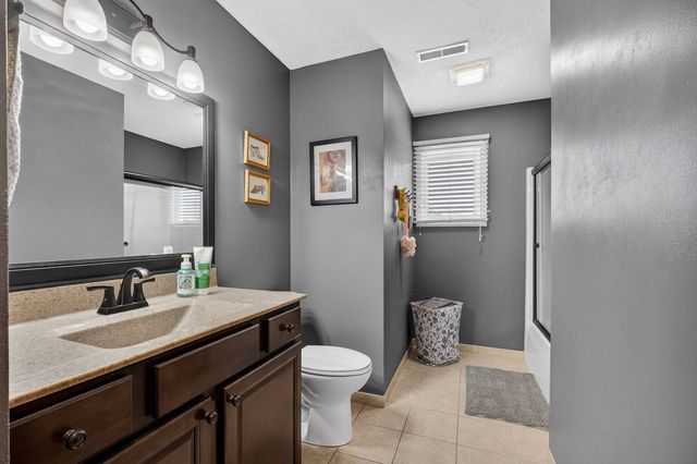 704 S 8th Street, Eldridge, IA 52748