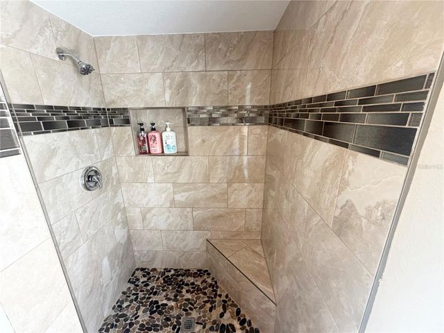 3612 75TH DRIVE E, Sarasota, FL 34243