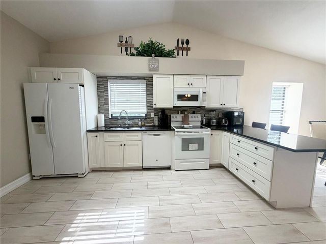 3612 75TH DRIVE E, Sarasota, FL 34243