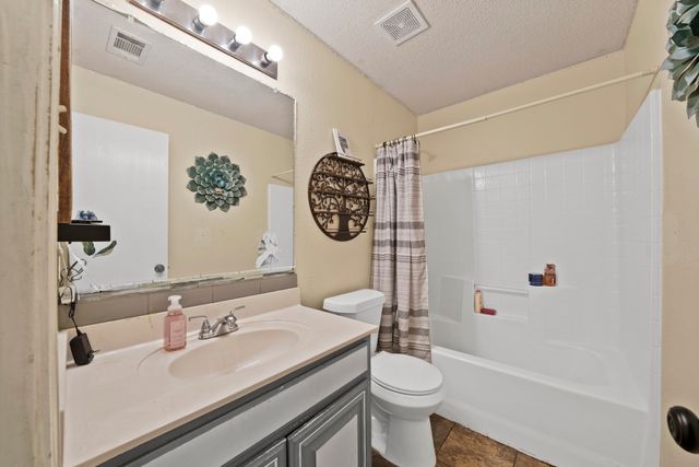 1631 Mt Zion Drive, Arlington, TX 76018