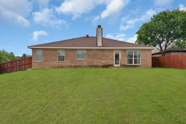 1631 Mt Zion Drive, Arlington, TX 76018
