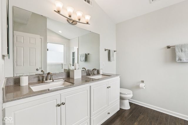 5458 Fieldhurst Lane, Plainfield, IN 46168