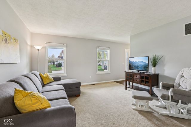5458 Fieldhurst Lane, Plainfield, IN 46168