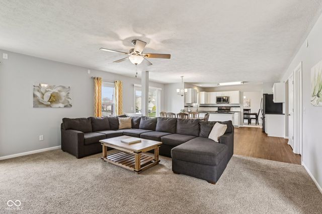 5458 Fieldhurst Lane, Plainfield, IN 46168