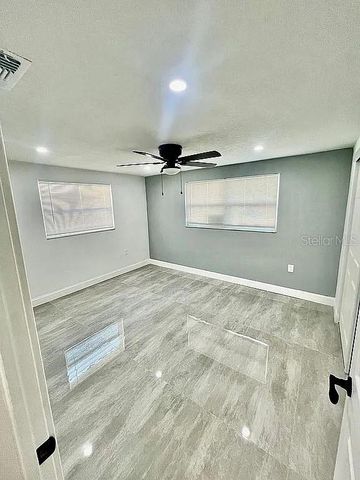 3215 KILBURN ROAD, Holiday, FL 34691