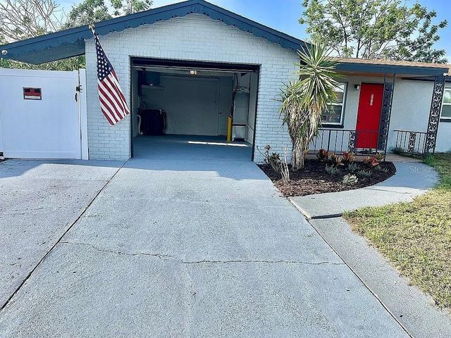 3215 KILBURN ROAD, Holiday, FL 34691