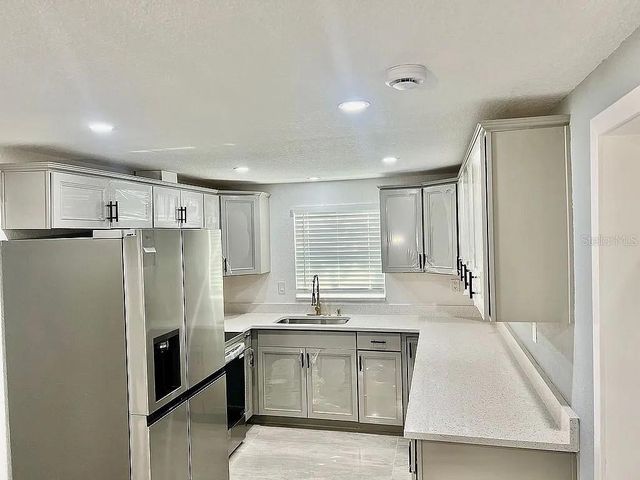 3215 KILBURN ROAD, Holiday, FL 34691