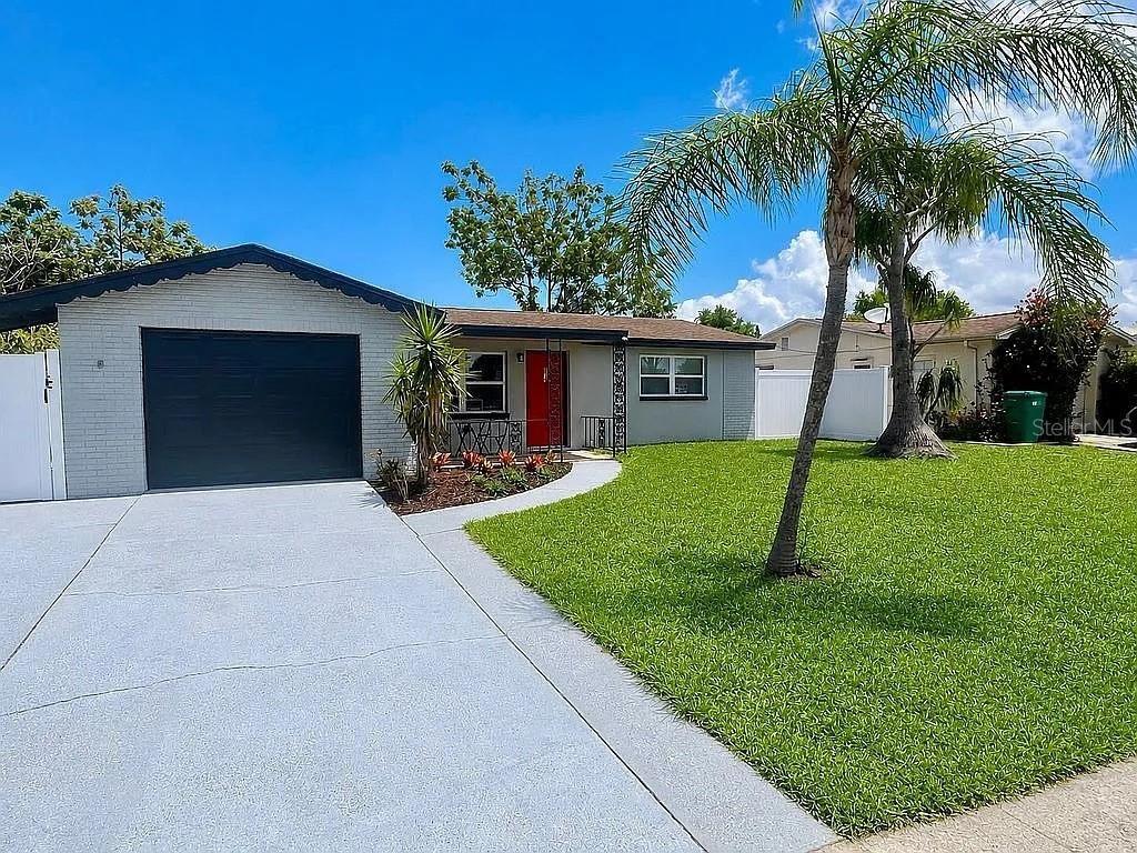 3215 KILBURN ROAD, Holiday, FL 34691