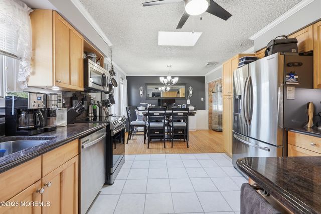 1209 Pacific Avenue, Beachwood, NJ 08722