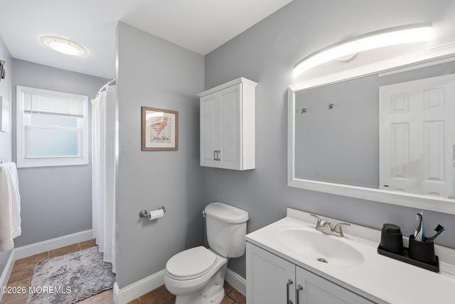 1209 Pacific Avenue, Beachwood, NJ 08722