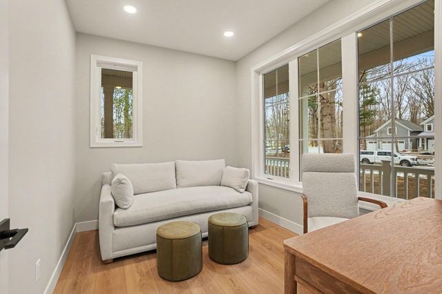 76831 Wood Crest Court, South Haven Twp, MI 49090