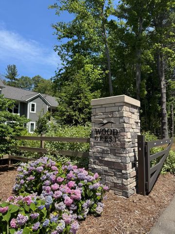 76831 Wood Crest Court, South Haven Twp, MI 49090