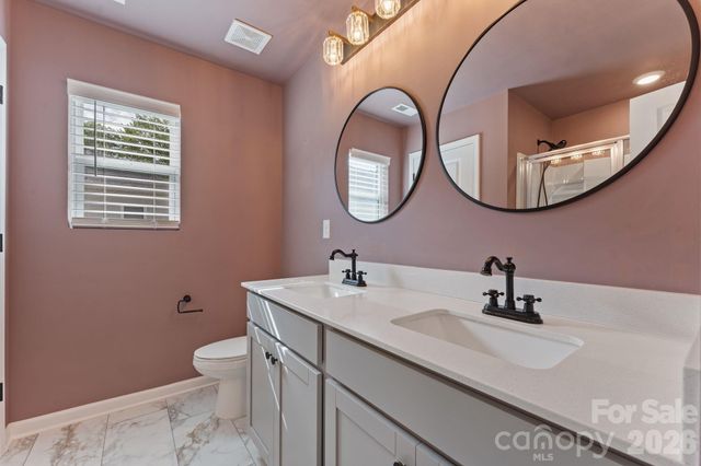 230 Quinn Road 21, Matthews, NC 28104