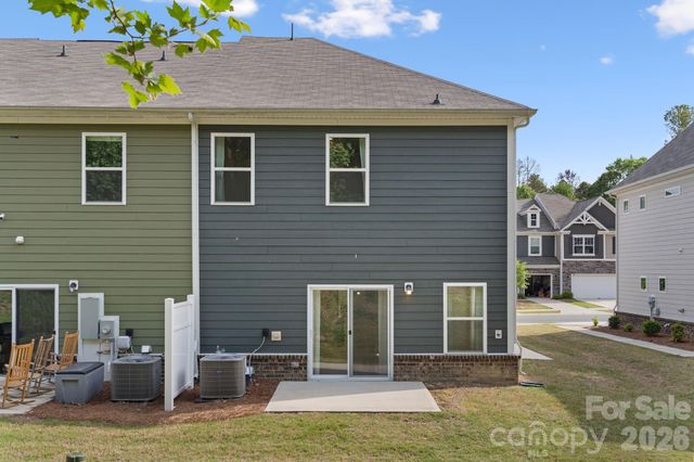 230 Quinn Road 21, Matthews, NC 28104