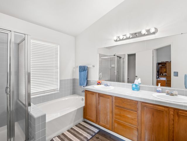 4217 N Carnegie Avenue, Fresno, CA 93722