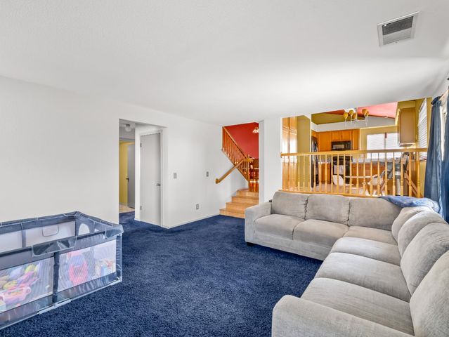 4217 N Carnegie Avenue, Fresno, CA 93722