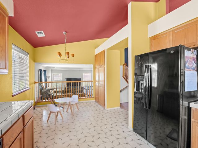 4217 N Carnegie Avenue, Fresno, CA 93722