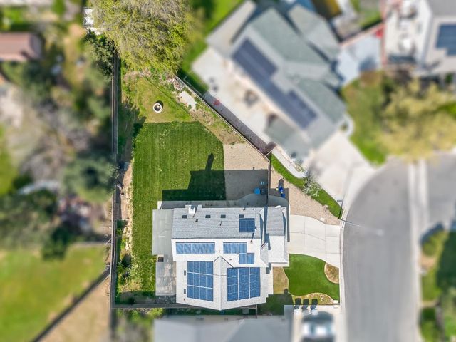 4217 N Carnegie Avenue, Fresno, CA 93722