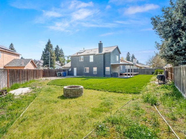 4217 N Carnegie Avenue, Fresno, CA 93722