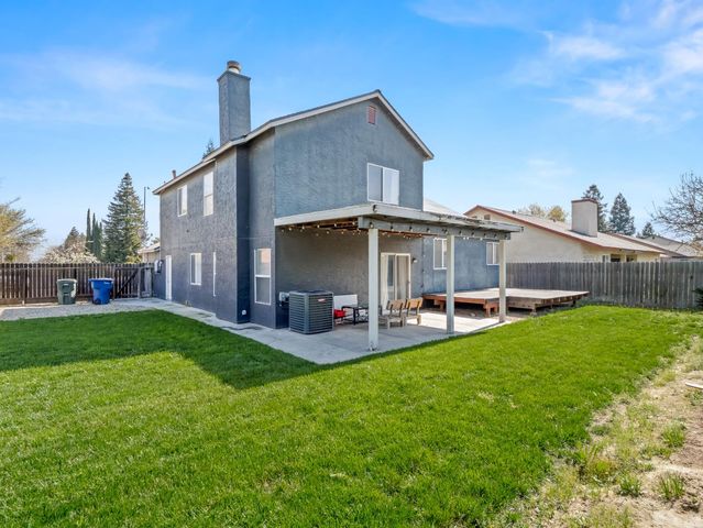 4217 N Carnegie Avenue, Fresno, CA 93722