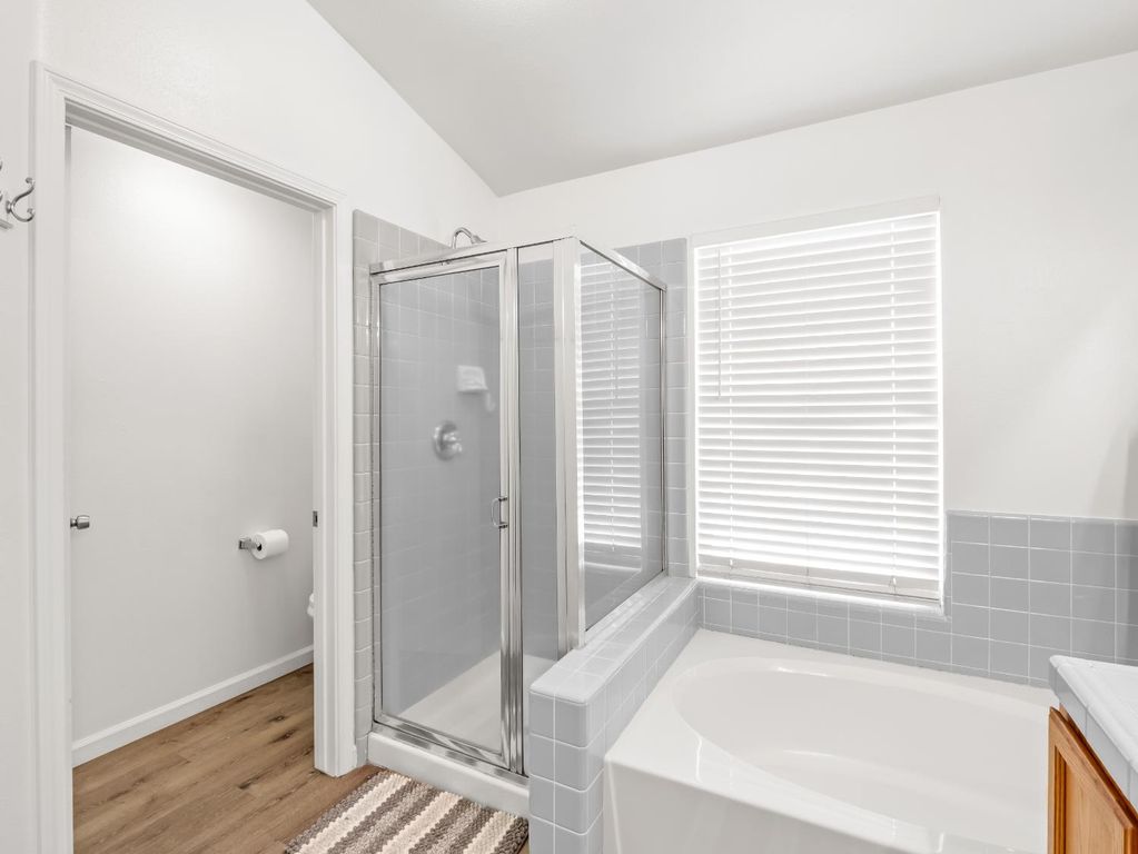 Image 18 of property listing at 4217 N Carnegie Avenue, Fresno, CA 93722