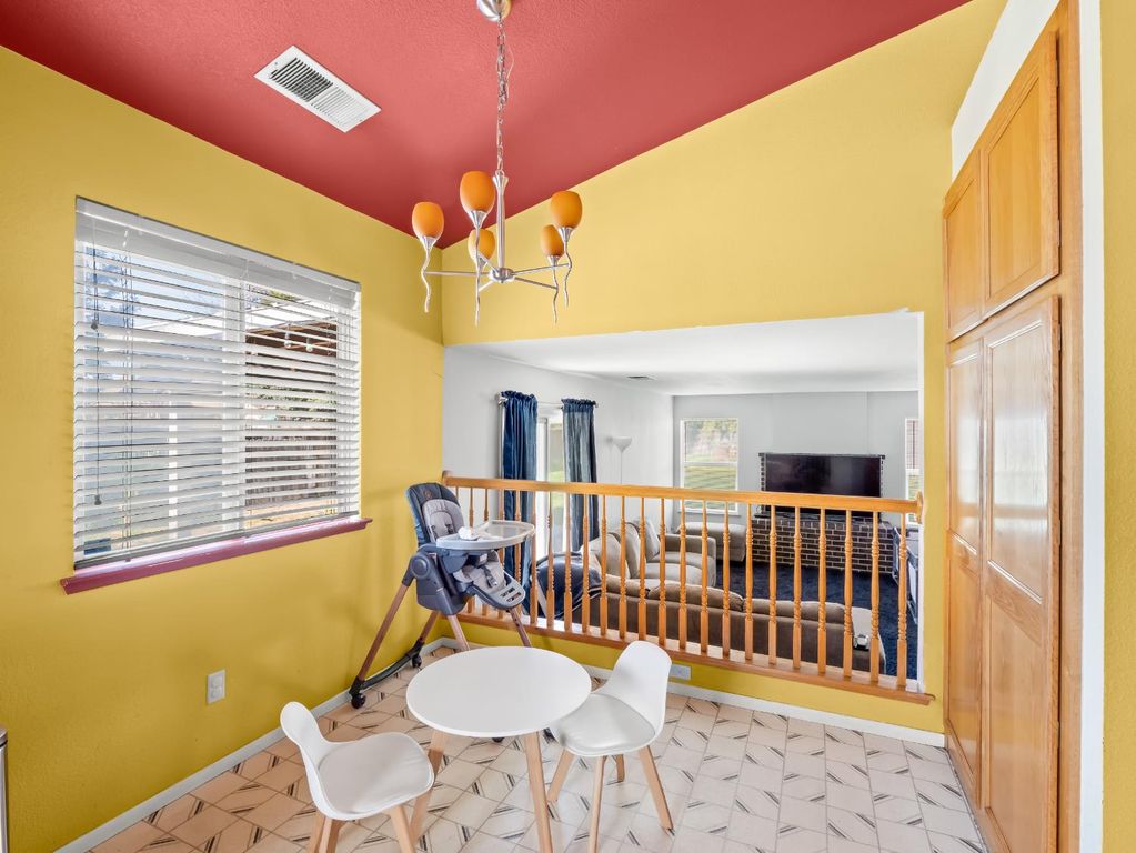 Image 35 of property listing at 4217 N Carnegie Avenue, Fresno, CA 93722