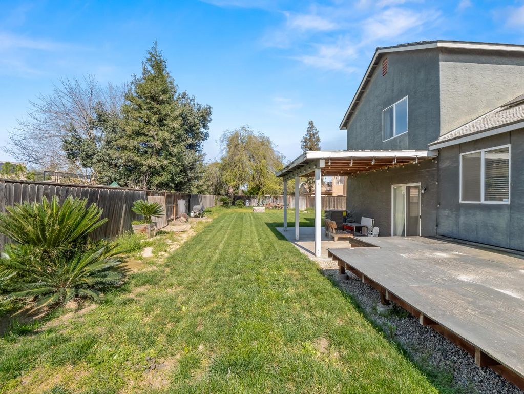 Image 7 of property listing at 4217 N Carnegie Avenue, Fresno, CA 93722