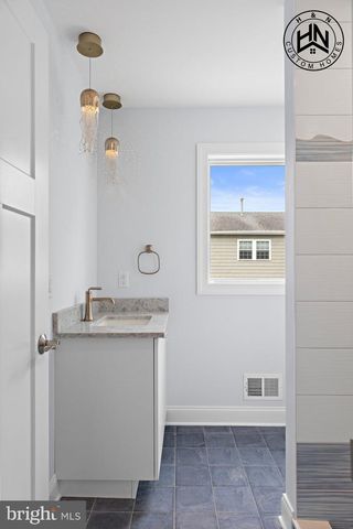 24 W MEARS AVE, Long Beach Township, NJ 08008