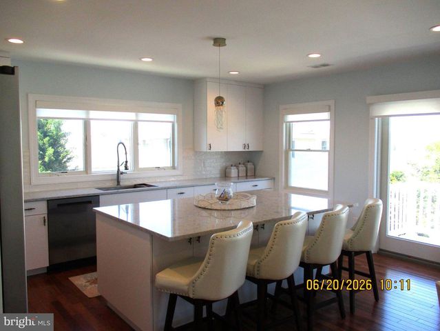 24 W MEARS AVE, Long Beach Township, NJ 08008