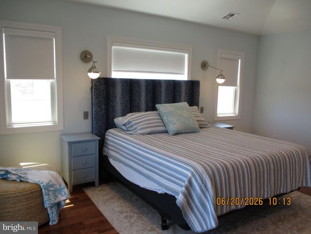 24 W MEARS AVE, Long Beach Township, NJ 08008