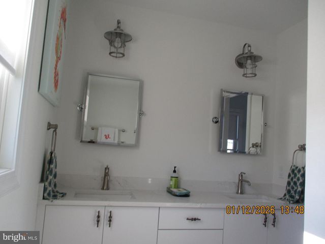 24 W MEARS AVE, Long Beach Township, NJ 08008