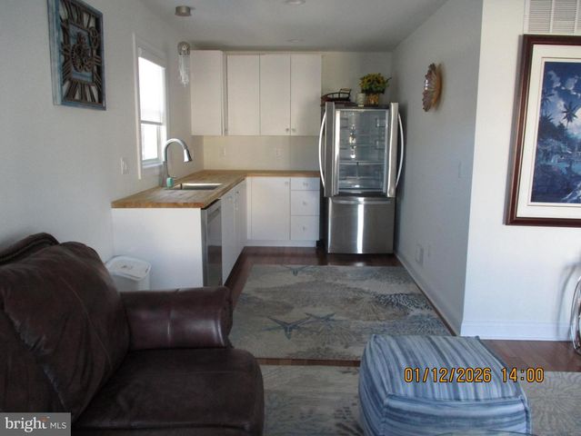 24 W MEARS AVE, Long Beach Township, NJ 08008