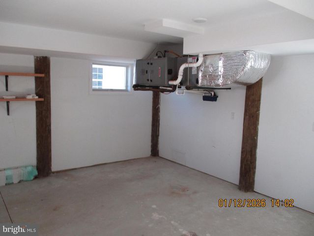 24 W MEARS AVE, Long Beach Township, NJ 08008