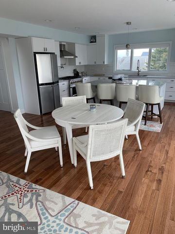 24 W MEARS AVE, Long Beach Township, NJ 08008