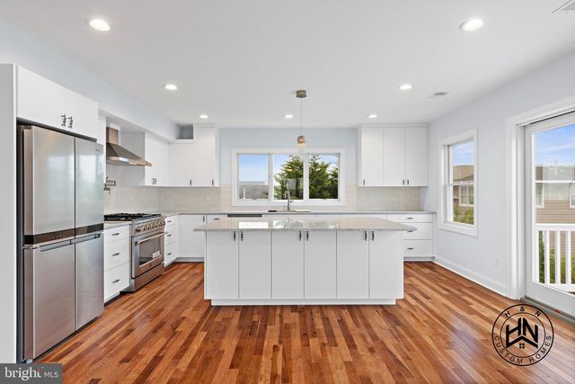 24 W MEARS AVE, Long Beach Township, NJ 08008