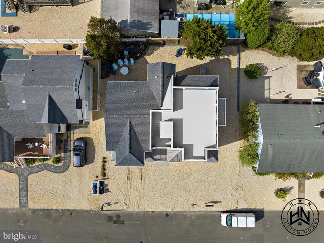 24 W MEARS AVE, Long Beach Township, NJ 08008