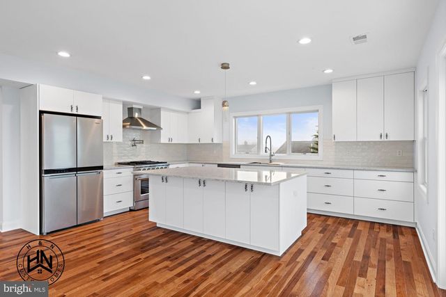 24 W MEARS AVE, Long Beach Township, NJ 08008