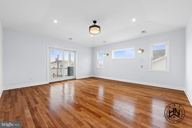 24 W MEARS AVE, Long Beach Township, NJ 08008