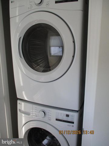 24 W MEARS AVE, Long Beach Township, NJ 08008