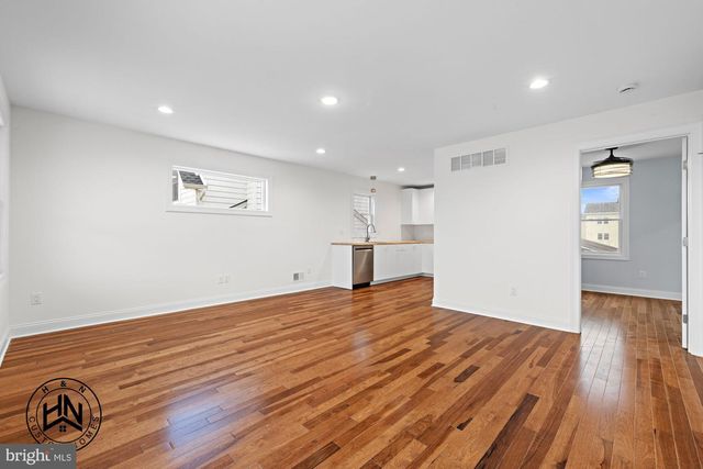 24 W MEARS AVE, Long Beach Township, NJ 08008