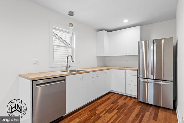 24 W MEARS AVE, Long Beach Township, NJ 08008