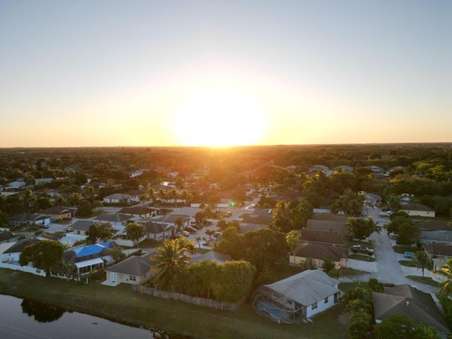 10155 Mangrove Drive 105, Boynton Beach, FL 33437