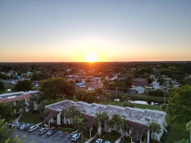 10155 Mangrove Drive 105, Boynton Beach, FL 33437