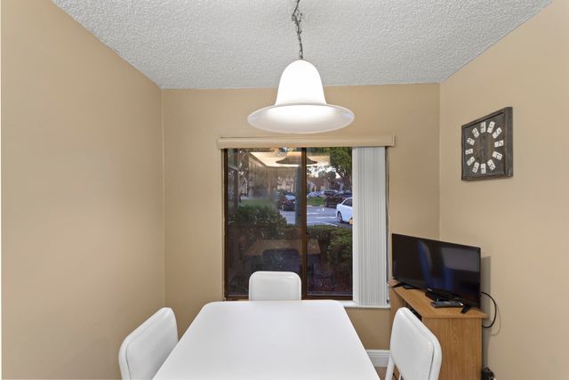 10155 Mangrove Drive 105, Boynton Beach, FL 33437