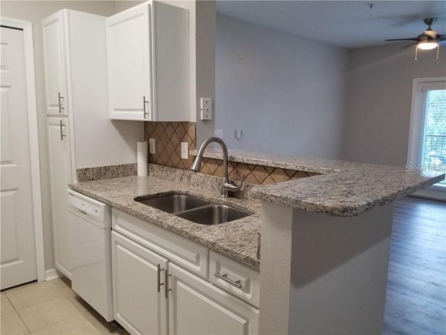 1910 E PALM AVENUE 11222, Tampa, FL 33605