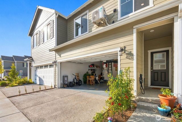 8624 35th Place NE, Marysville, WA 98270