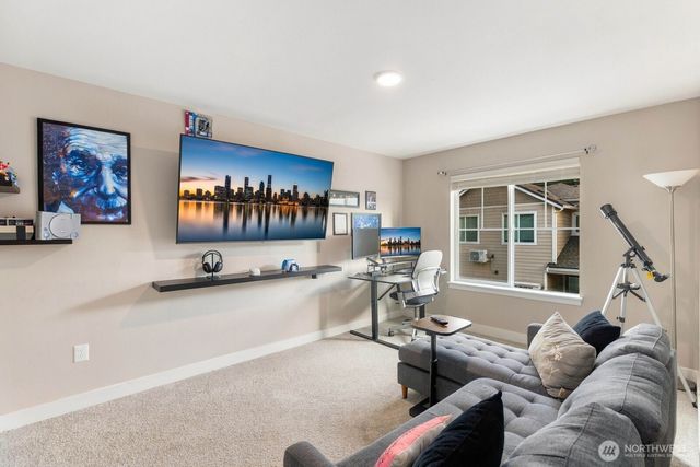 8624 35th Place NE, Marysville, WA 98270