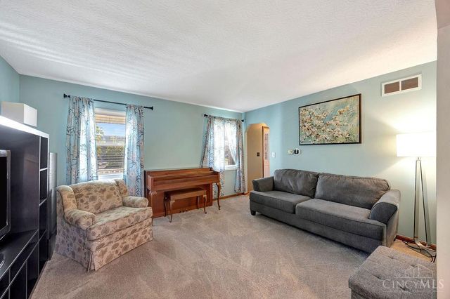 523 Teakwood Place, Trenton, OH 45067