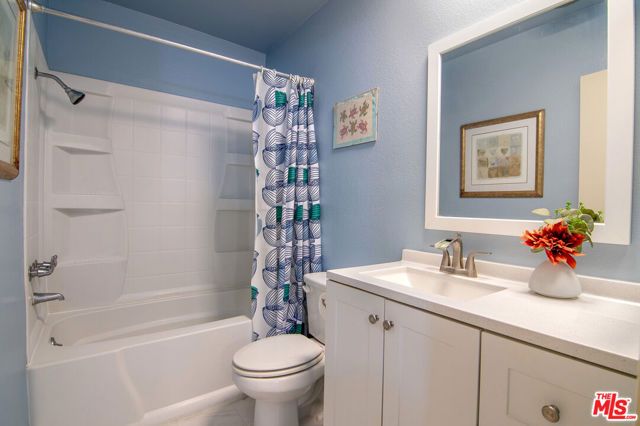 5252 Coldwater Canyon Avenue 214, Sherman Oaks, CA 91401